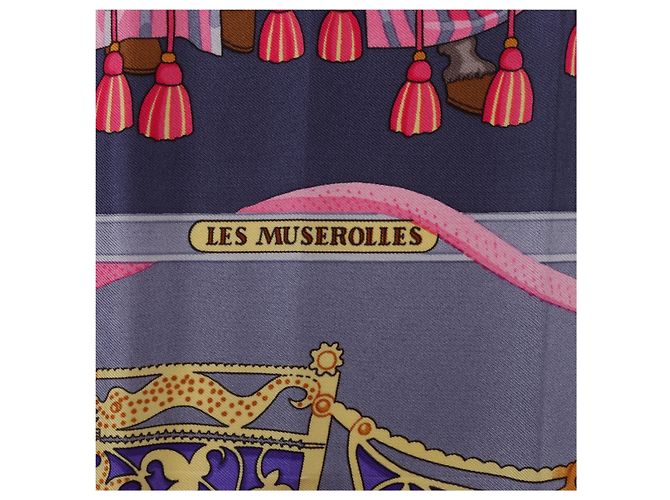 Hermès Carré 90 "LES MUSEROLLES" Seidentuch in Grau - Ansicht 10