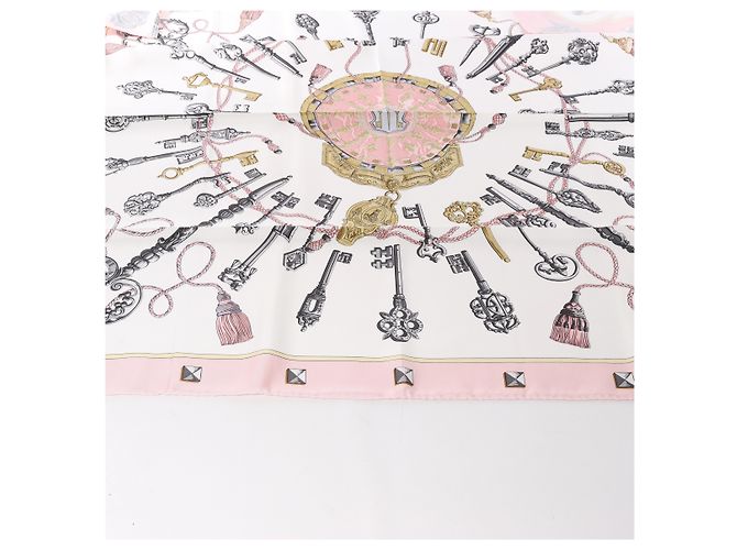 Hermès Carré 90 "LES CLES" Pañuelo de seda en Rosa - vista 4