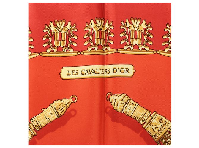 Hermès Carré 90 "LES CAVALIERS D'OR" Foulard di seta Rosso - vista 10