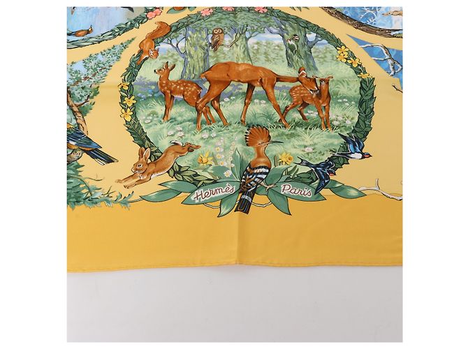 Hermès Carré 90 "Les Quatre Saisons" Pañuelo de seda Amarillo - vista 7