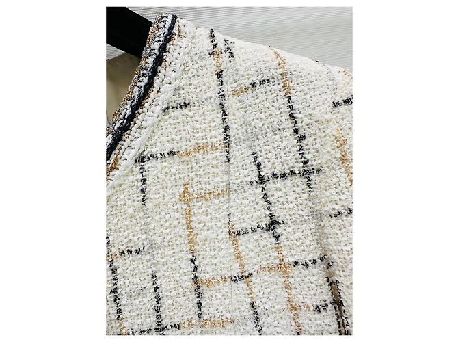 Chaqueta Chanel de Tweed Blanca con Estampado de Robot Multicolor - vista 3