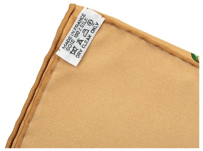 Hermès Au Coeur Des Bois Seidentuch Weiß 90 Scarves - Ansicht 2
