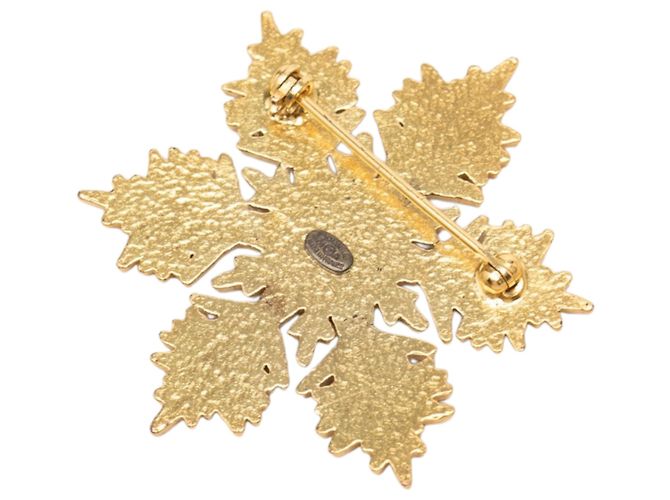 Spilla a fiocco di neve Chanel CC placcata oro D'oro - vista 2