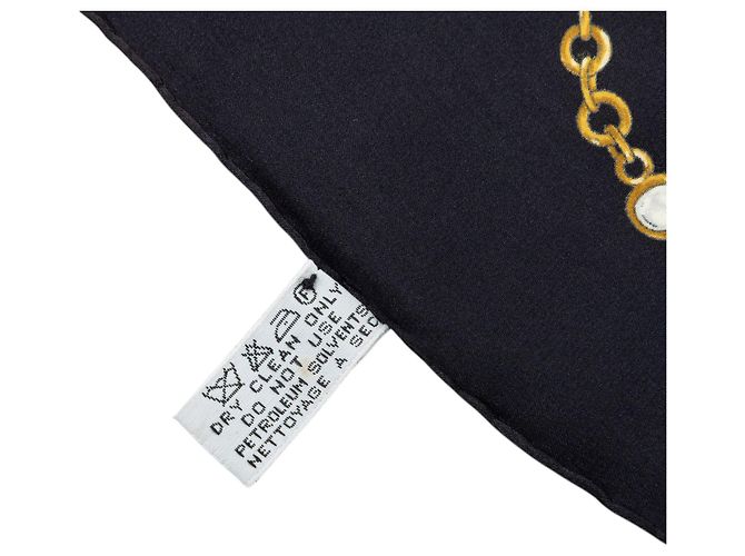 Foulard in seta Chanel Gripoix nero 90 Scarves - vista 5