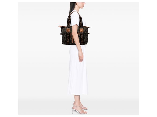 Borsa Tote Fendi Zucca Canvas FF Marrone - vista 6