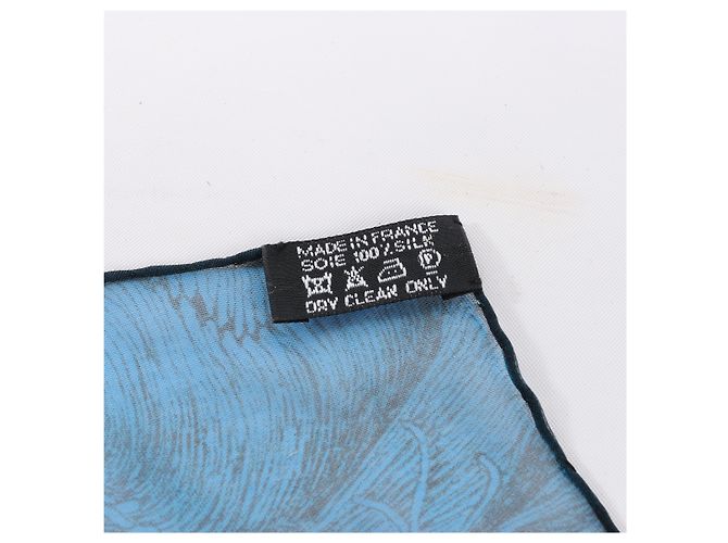 Foulard in seta Hermès Carré 140 "BRIDES de GALA" in blu - vista 4