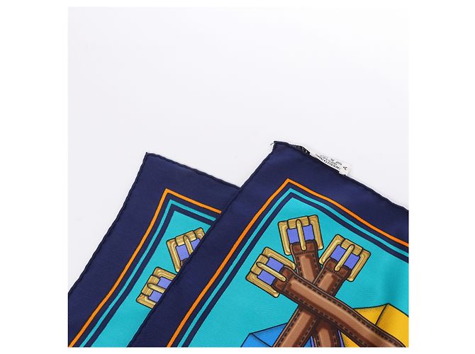 Hermès Carré 90 "LES Sangles" Seidentuch in Blau - Ansicht 2