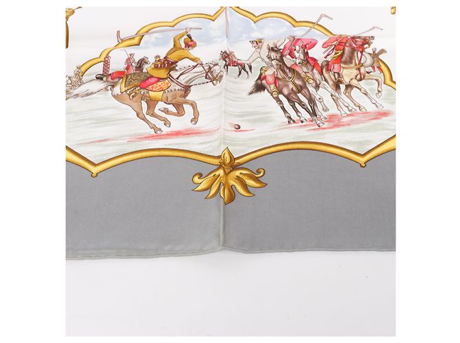 Hermès Carré 90 "LES CHEVAUX DES MOGHOLS" Seidentuch in Grau Blau - Ansicht 7