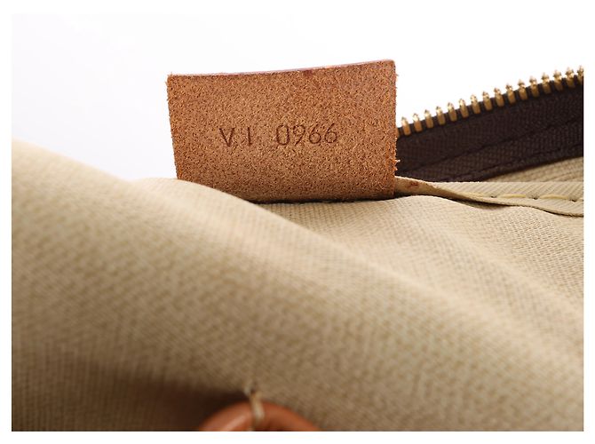 Borsa Louis Vuitton Deauville Monogram Canvas in marrone M47270 Beige - vista 12