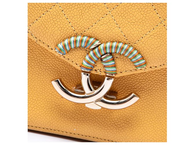 Borsa Satchel Chanel Paris Cuba Medium Quilted Caviar Thread Around Flap Gialla Giallo - vista 5