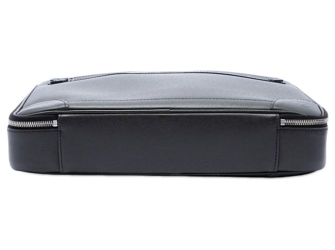 Borsa Business Louis Vuitton Taiga Porte Ordinateur Odessa Nera Nero - vista 3