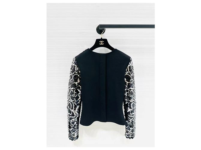 Chanel Wollpullover mit Camellia Pailletten Schwarz Mehrfarben - Ansicht 2