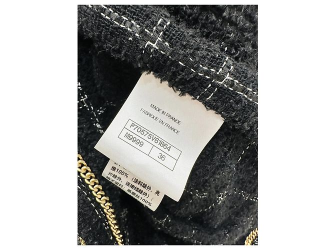 Giacca Chanel in Tweed Nera e Oro con Paillettes Métiers d'Art Multicolore - vista 5