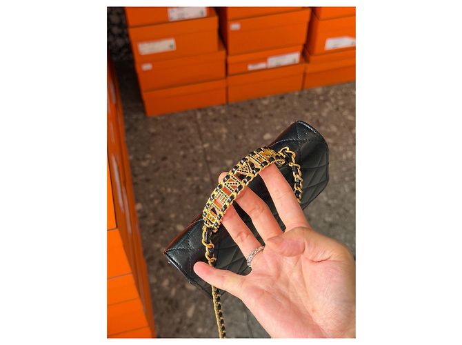 Borsa Chanel Wallet on Chain in pelle nera con manico in cristalli Multicolore - vista 5