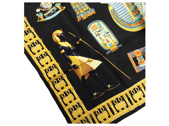 Foulard di seta Hermès Tutankhamun Nero 90 Scarves - vista 4