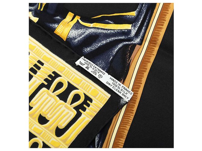 Foulard di seta Hermès Tutankhamun Nero 90 Scarves - vista 6