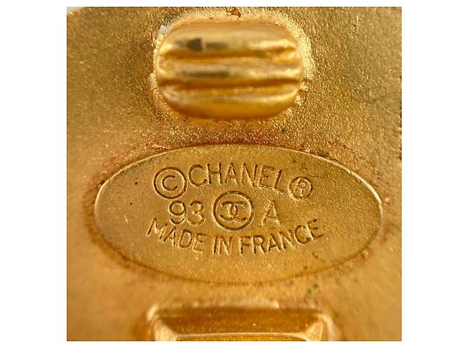 Orecchini a clip rotondi Sunburst Chanel CC placcati in oro D'oro - vista 7
