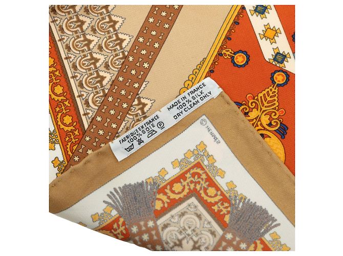 Pañuelo de seda Hermès Brins D Or Naranja 45 Scarves - vista 6