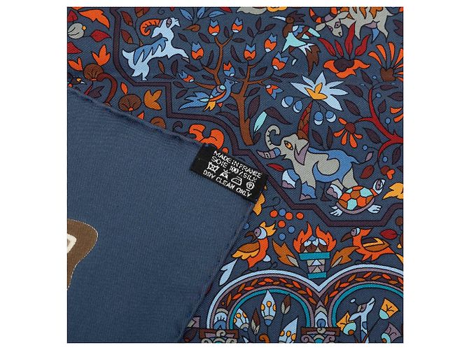 Pañuelo de seda Hermès Les Jardins D'Armenie Azul - vista 4