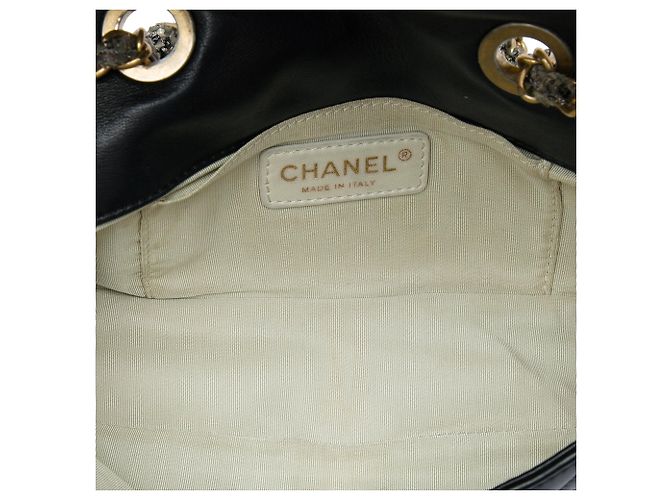Borsa a tracolla Chanel Small CC Quilted in pelle di agnello e tweed nera con catena Nero - vista 4