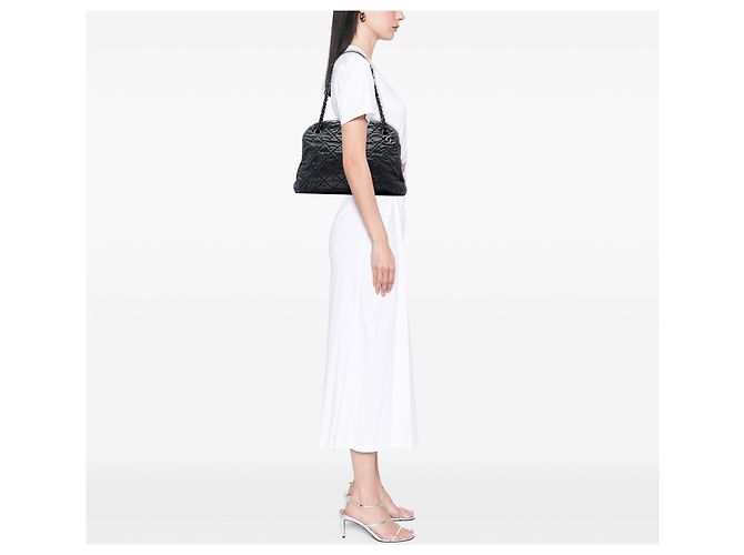 Borsa a tracolla Chanel Just Mademoiselle Large in vitello iridescente matelassé Nero - vista 6
