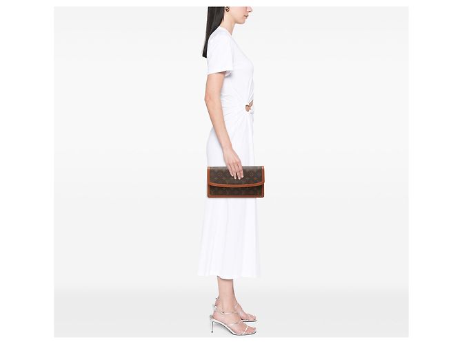 Bolso de mano Louis Vuitton Monogram Pochette Dame GM marrón Castaño - vista 7