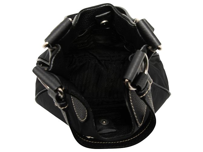 Bolso de hombro Prada Tessuto Hamal Negro - vista 4