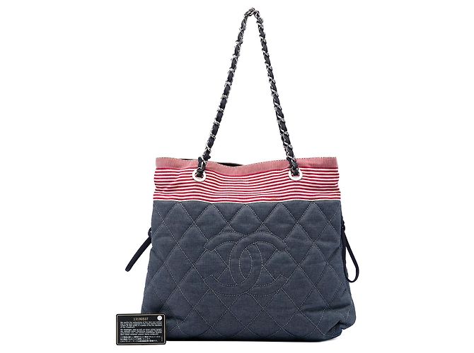 Tote Chanel CC em denim acolchoado cinza com cordão de grosgrain - vista 6