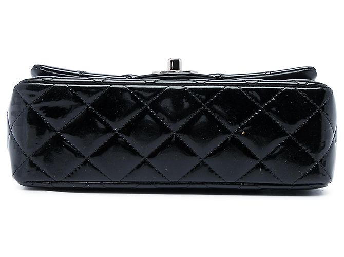Bolsa Tiracolo Chanel Mini Rectangular Classic Single Flap em verniz preto - vista 3