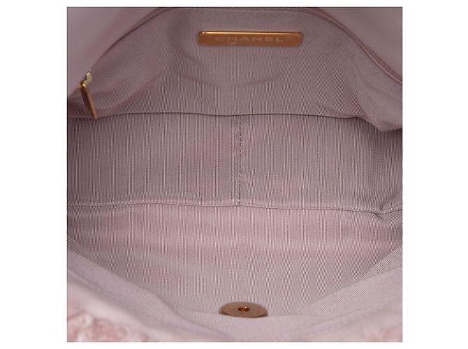 Chanel 19 Medium Flap Satchel aus rosa Shearling Pink - Ansicht 4
