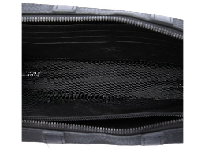 Borsa a tracolla portafoglio Soft Trunk Louis Vuitton Monogram Taurillon nera Nero - vista 4