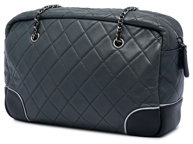 Chanel Medium CC Bicolor gesteppte Kalbsleder Chain Camera Bag in Grau - Ansicht 2