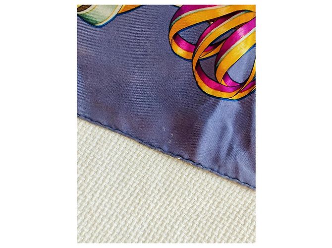 Hermès Carré 90 "Les Rubans du Cheval" Pañuelo de Seda Castaño Rosa Multicolor Beige Verde Púrpura Amarillo - vista 5