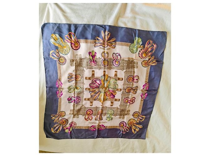 Hermès Carré 90 "Les Rubans du Cheval" Pañuelo de Seda Castaño Rosa Multicolor Beige Verde Púrpura Amarillo - vista 7