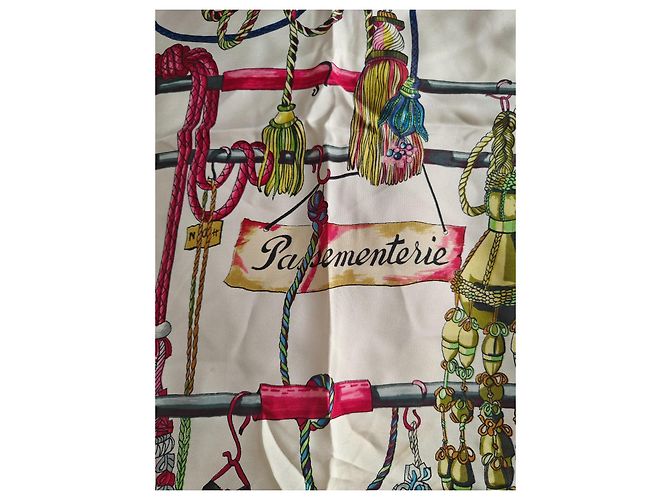 Hermès Carré 90 Passementerie Seidentuch Rot Blau Mehrfarben Beige Grün Gelb - Ansicht 4
