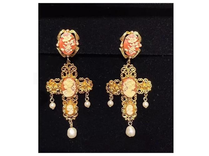 Dolce & Gabbana Orecchini a Croce con Cammeo e Perla Placcati Oro Bianco D'oro - vista 10