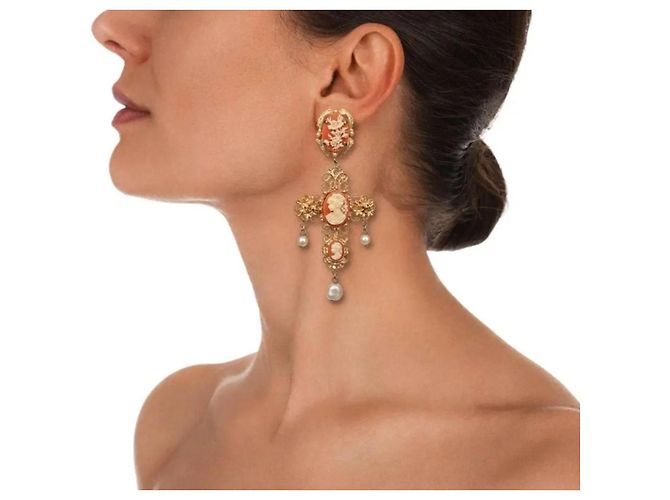 Dolce & Gabbana Orecchini a Croce con Cammeo e Perla Placcati Oro Bianco D'oro - vista 8