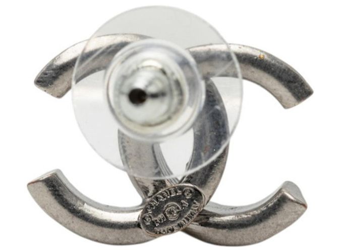 Orecchini a bottone Chanel Coco Mark in metallo argentato Argento - vista 3