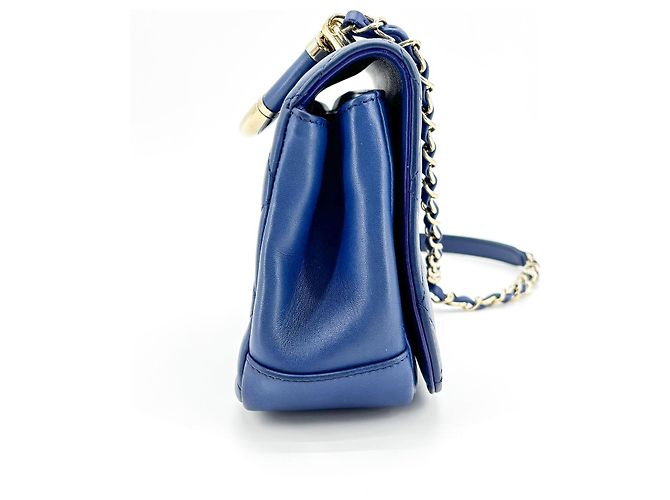 Chanel Carry Chic Flap Quilted Lambskin Small Blau - Ansicht 4