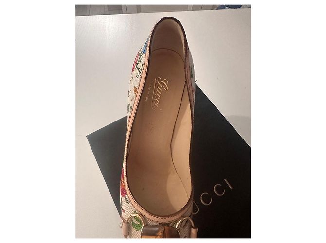 Gucci Flora Absatzschuhe Pink Weiß Rot Blau Mehrfarben Grün Gelb - Ansicht 4