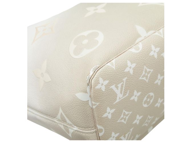Louis Vuitton Monogram Gradient Neverfull MM Tote Bag - Ansicht 6