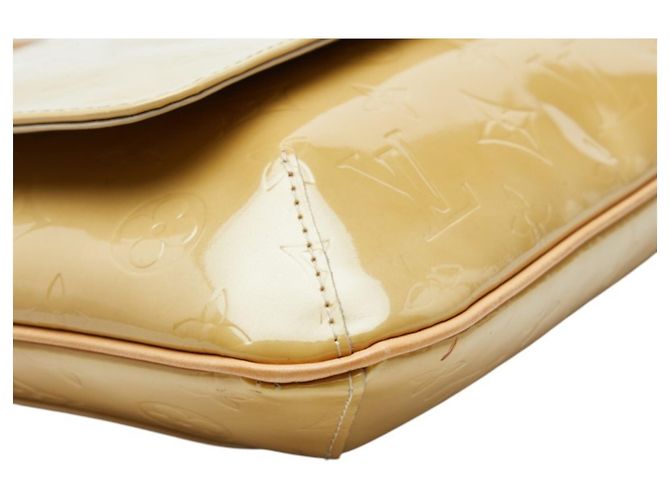 Borsa a tracolla Louis Vuitton Monogram Vernis Thompson Street Beige - vista 5