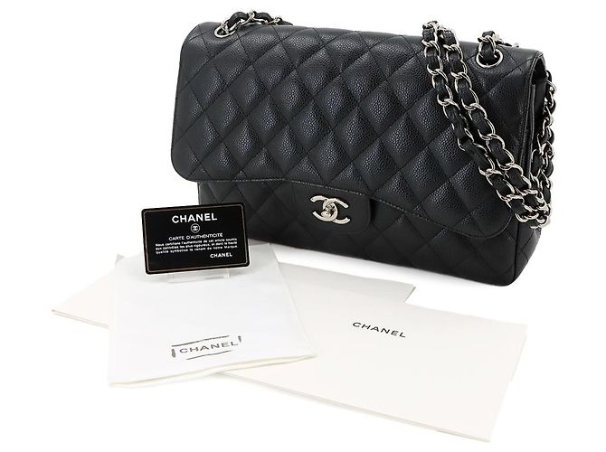 Borsa a spalla con catena Matelassé 30 di Chanel Nero - vista 2
