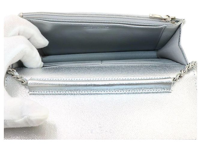 Portafoglio con catena Chanel Matelassé Classic Argento - vista 8
