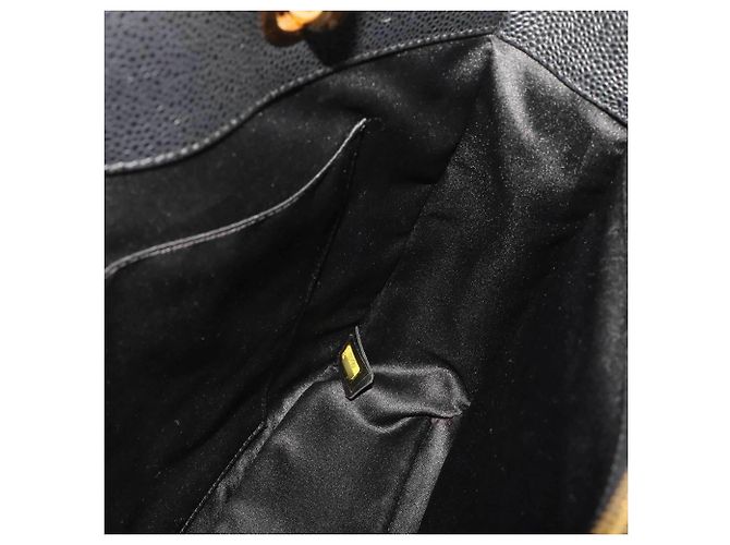 Borsa a mano Chanel Matelasse Grand Chain Tote Nero - vista 9