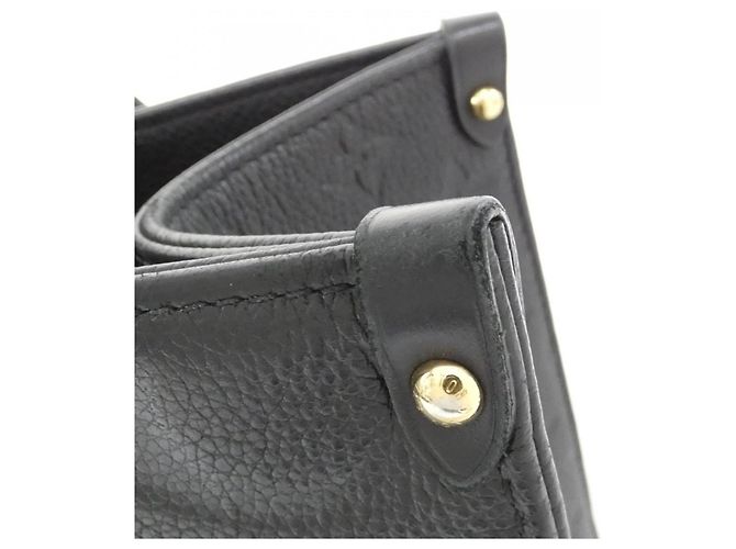 Bolsa Louis Vuitton Monogram Empreinte OnTheGo MM Preto - vista 4