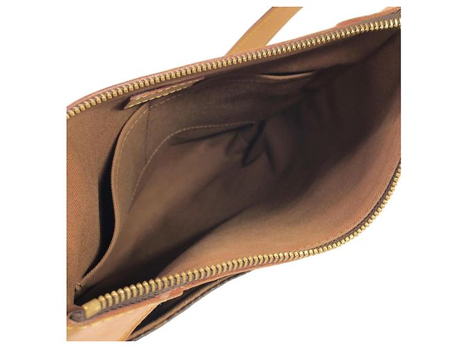 Borsa a tracolla Louis Vuitton Monogram Odeon PM Marrone - vista 10