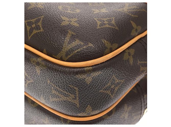 Bolsa de Ombro Louis Vuitton Monogram Reporter Marrom - vista 3