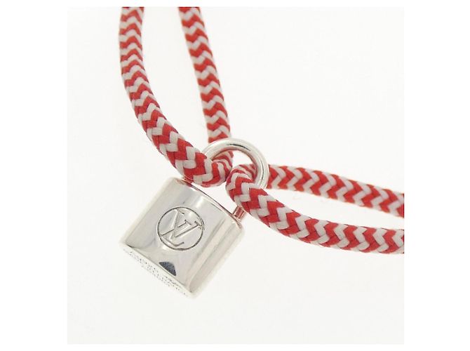 Pulsera Louis Vuitton Lockit Sophie Turner - vista 2