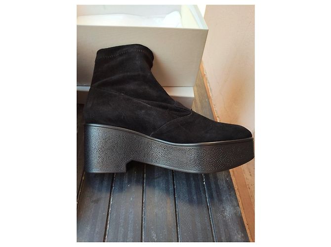 Robert Clergerie Stivali Clergerie AGN Vel Stretch in suede nero - vista 3